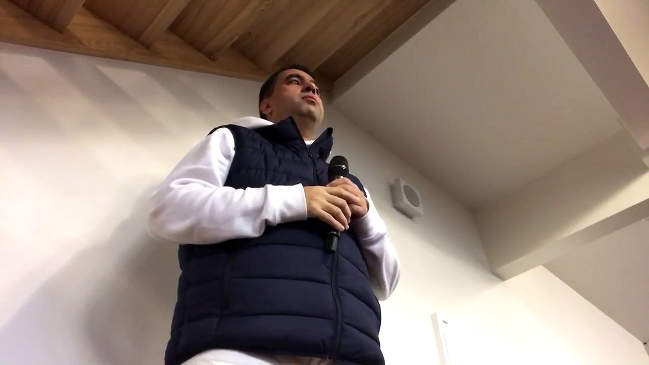 Medine ezanı. Cuma namazı, ilk ezan. Hafız Metin Demirtaş. Hedehusene Fetih Camii. 20/10 - 2017.MUHTESEM BIR SES. En güzel Medine ezanlari. Medine ezani indir. Medine ezani Abdulaziz Buhari. Bu ezani mutlaka dinleyin... izlemeden gecmeyin.Azan Masjid Nabi