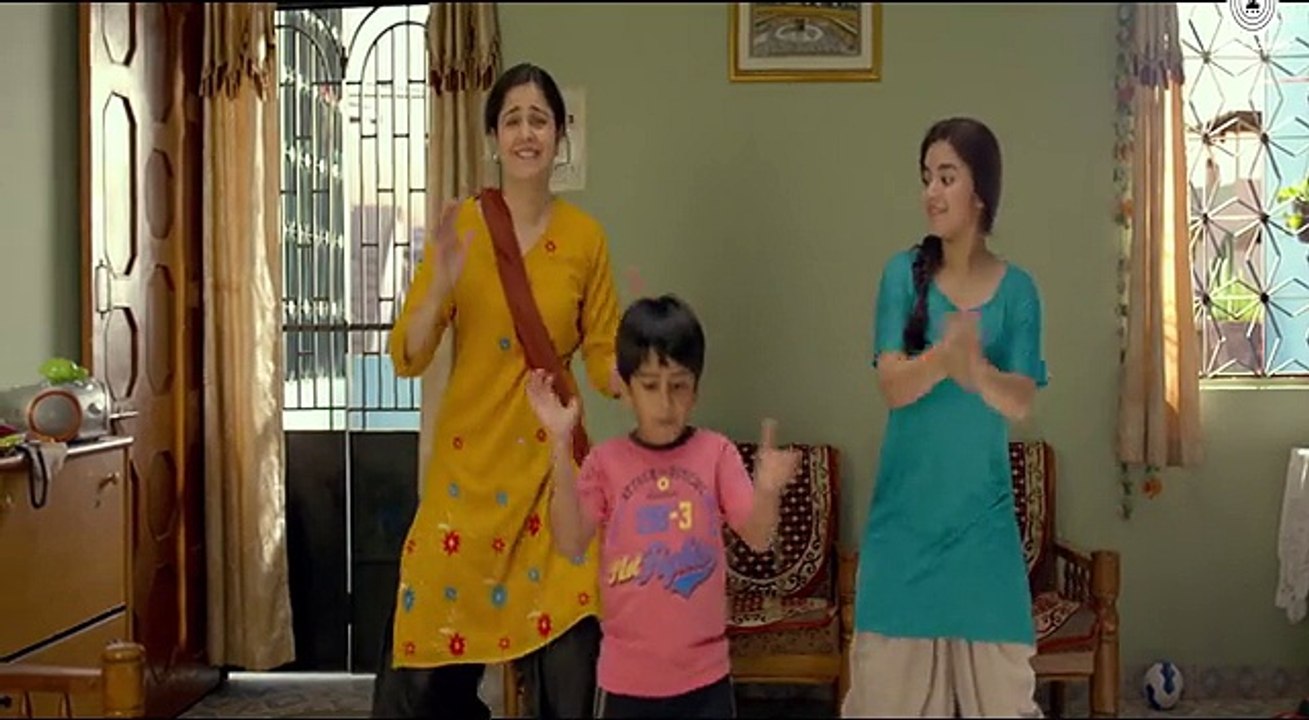 Gudgudi | Secret Superstar | Aamir Khan | Zaira Wasim | Sunidhi Chauhan | Amit Trivedi | Kausar