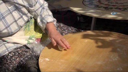 Müze Ziyaretçilerine Yöresel Ürünler İkram Edildi