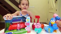 Paulinho e George Peppa Pig Brincando Carro da Peppa Ovos Galinha Pintadinha Backyardigans Infantil
