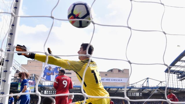 Chelsea need defensive solution - Conte