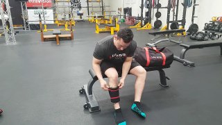 How to put on Red Line Knee Sleeves