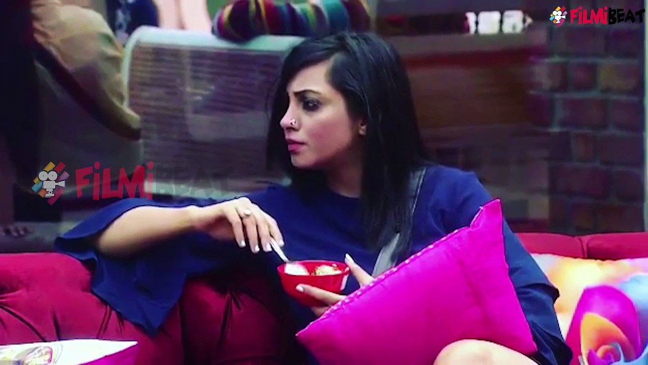 Bigg Boss 11 - Hina Khan and Arshi Khan *MAJOR PHYSICAL FIGHT"
