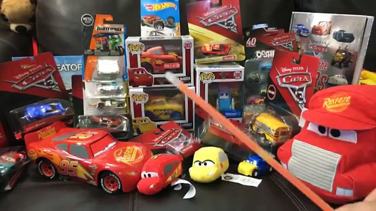 Disney Cars 3 Toys Ultimate Lightning McQueen Ooshies