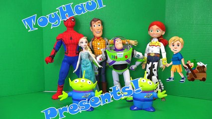 HEADS ?!? TOY STORY FROZEN ELSA SPIDERMAN ELMO ZURG BUZZ LIGHTYEAR WOODY prank superhero ToyHaul