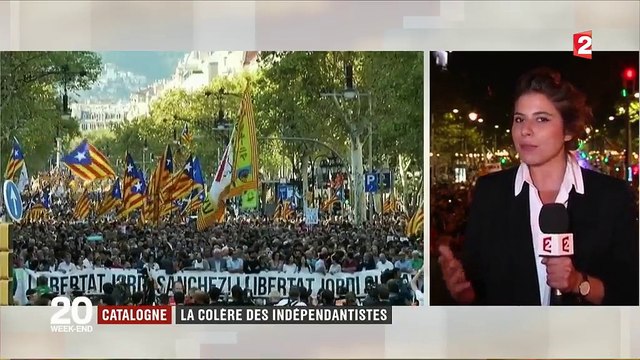 Mise sous tutelle de la Catalogne : les indépendantistes manifestent à Barcelone