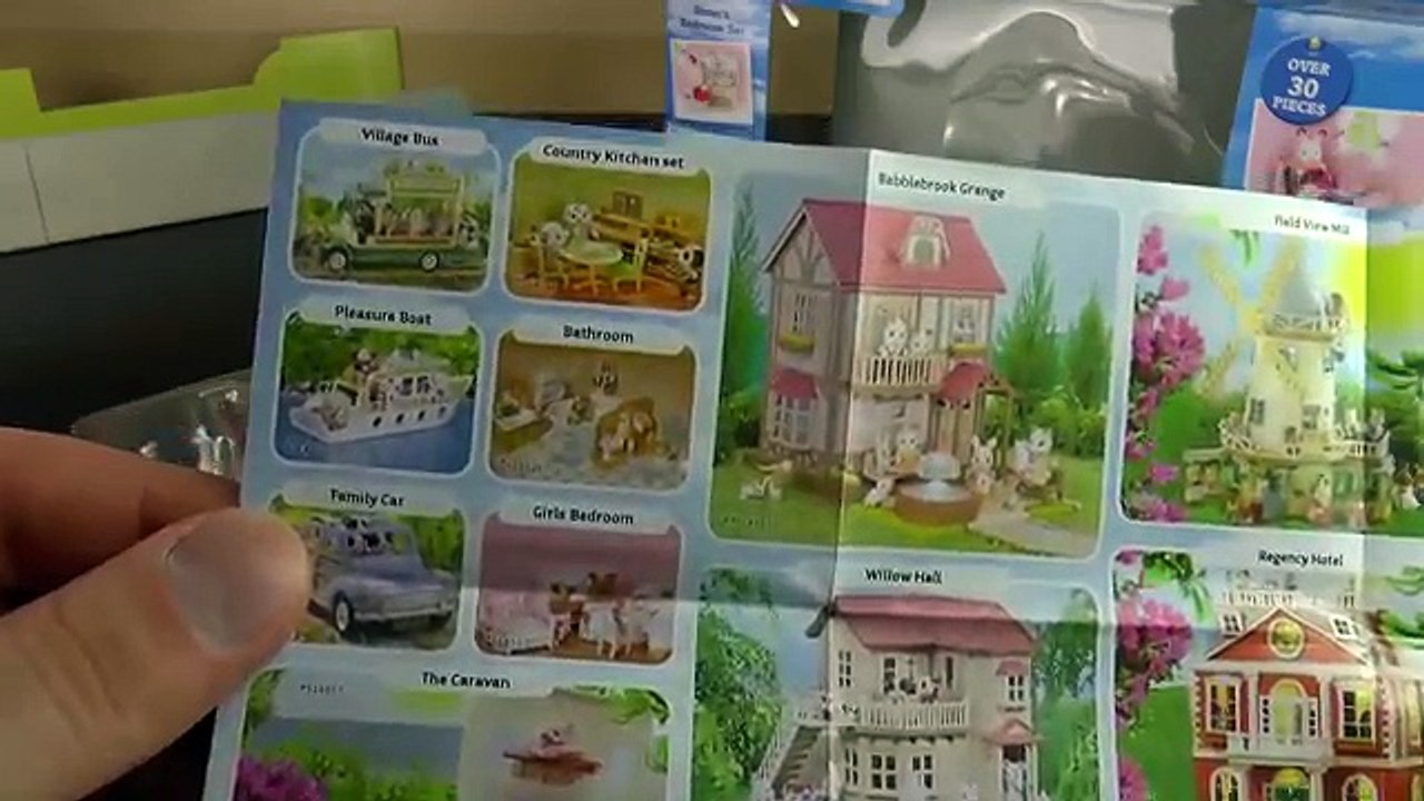 Sylvanian Families Sisters Bedroom Set