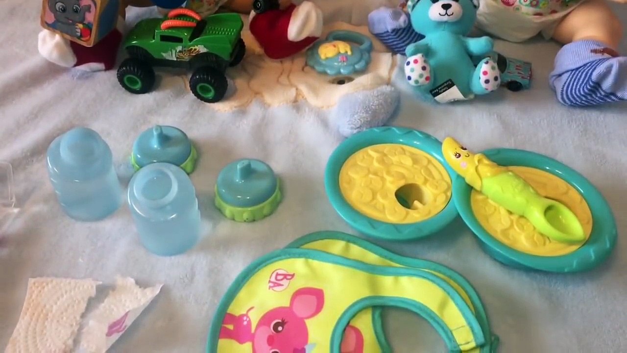 Baby Alive twin Boys wets n wiggles morning routine feeding and changing