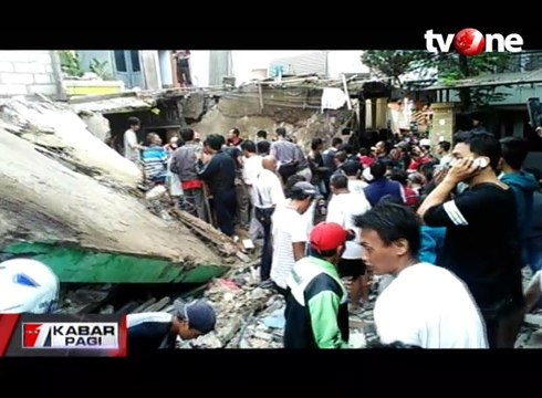 Rumah di Bogor Ambruk, Dua Orang Meninggal Dunia