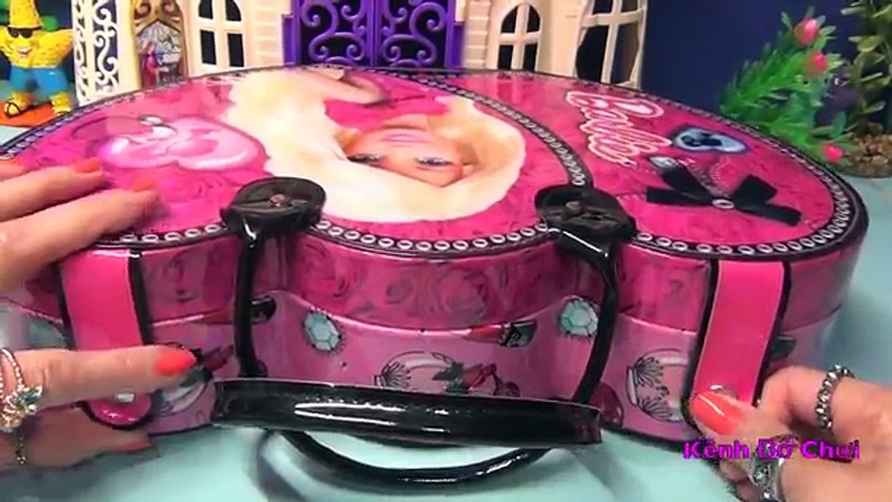 Bộ Trang Điểm Trẻ Em Túi Xách Tay Mỹ Phẩm Của Búp Bê Barbie (Thùy Hương) Fashionista Beauty Case