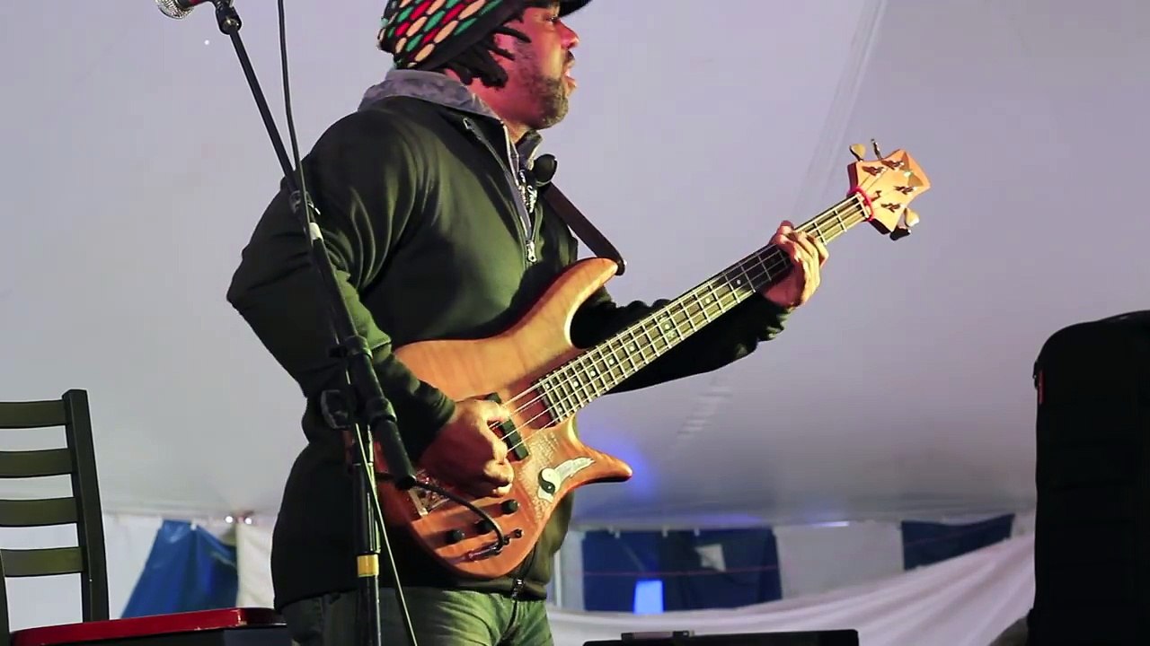 Victor Wooten - Isnt She Lovely (Stevie Wonder Cover) | Part 1