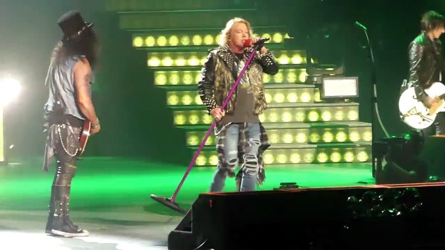 'Welcome to the Jungle' Guns N Roses@Madison Square Garden New York 10-11-17