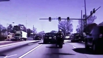 Motorcycle Fail in Police Chase