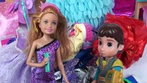 Frozen Elsa and Anna in Jail # 2 Arrested Evil Hans Wants to be King Barbie Toddlers Toys In Action