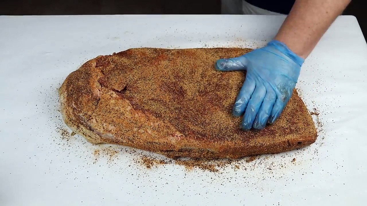 How to Smoke a Brisket in a Weber Kettle w/ Slow N Sear