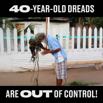 Ce Rasta nous dévoile ses Dreadlocks vieilles de 40 ans! Dingue