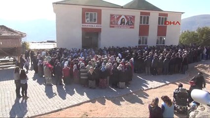 Tokat İstanbul'daki Kazada Ölen Genç Kız Tokat'ta Toprağa Verildi