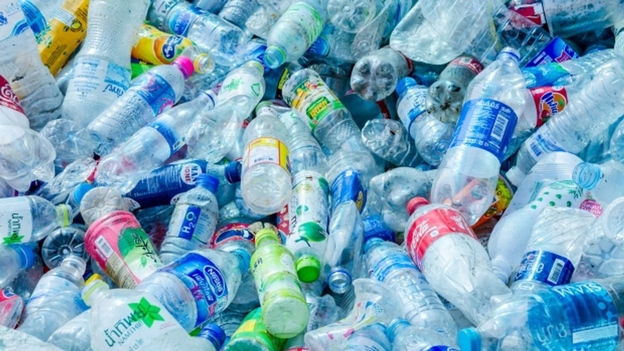 Reuse of plastics in construction