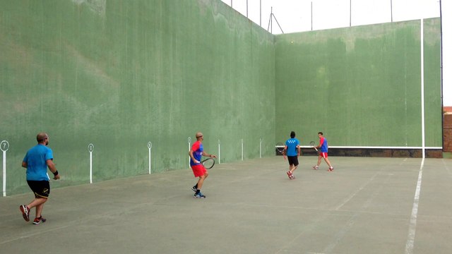 Frontenis honor 1ª partida set 2 Colmenar de Oreja vs Rivas