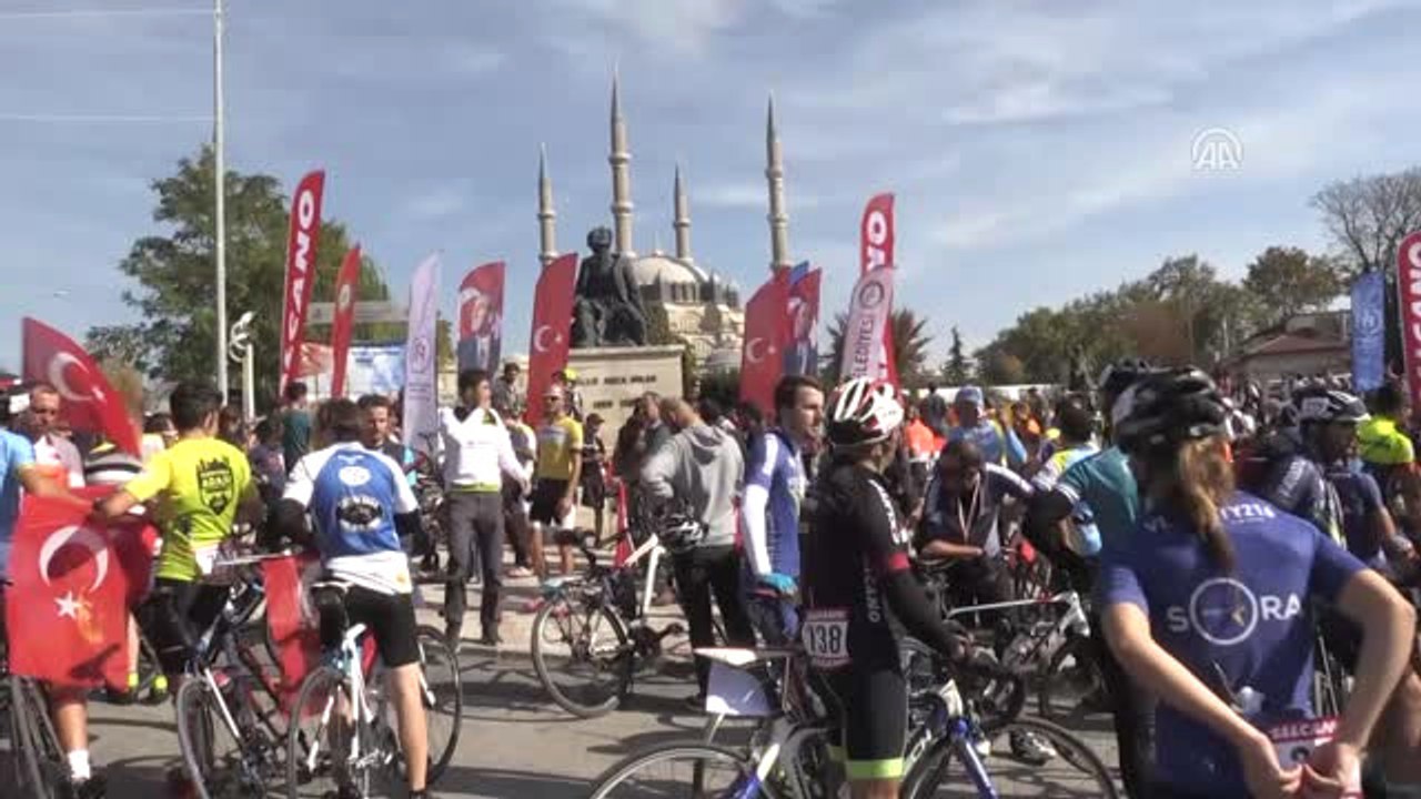 9. Cumhuriyet Bayramı Kupası Bisiklet Yol Yarışı Şampiyonası Sona Erdi - Edirne