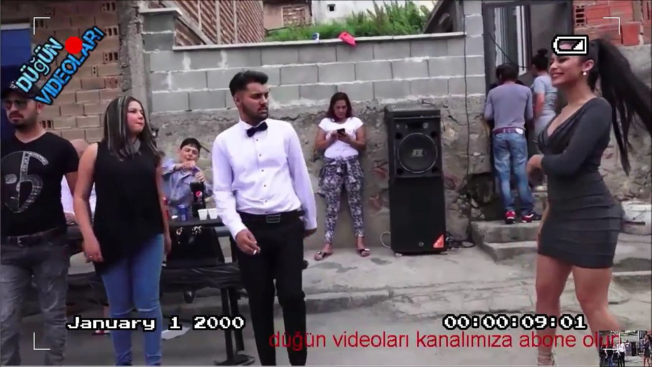 Rhythm Show from Kotlu Girls on Roman Wedding