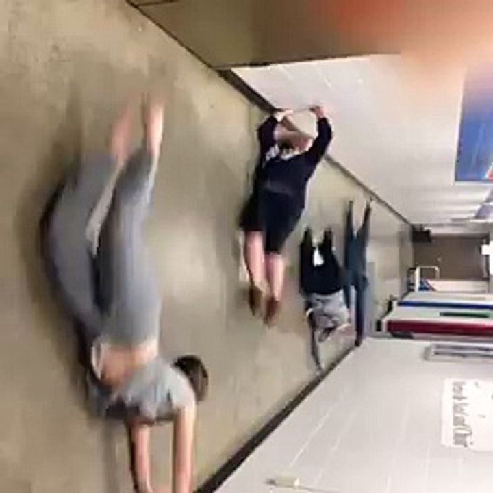 Funny - How to clean the floor