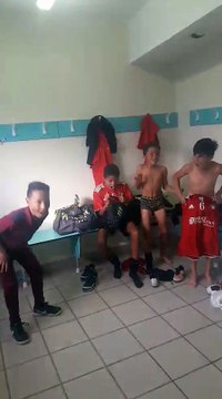 Cri de victoire des U13 A après leur qualification au festival U13