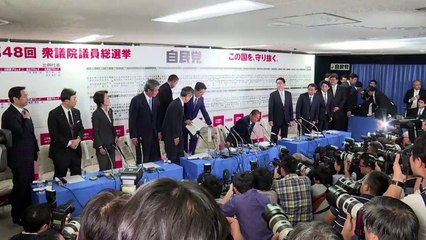 Haushoher Wahlsieg für Regierungskoalition von Shinzo Abe