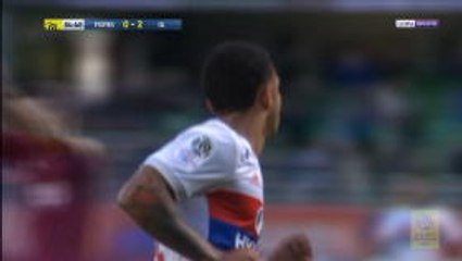 Memphis stars with hat-trick in Lyon rout