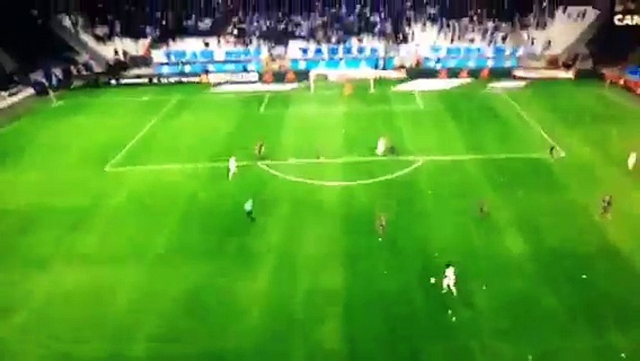 But de luiz gustavo