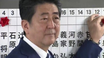 일본 연립여당 압승...개헌안 단독 발의 의석 확보 / YTN