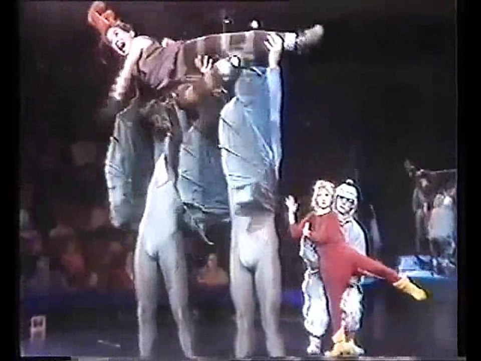 "Chanson de l'autruche" dans la comédie musicale Emilie Jolie - 1985