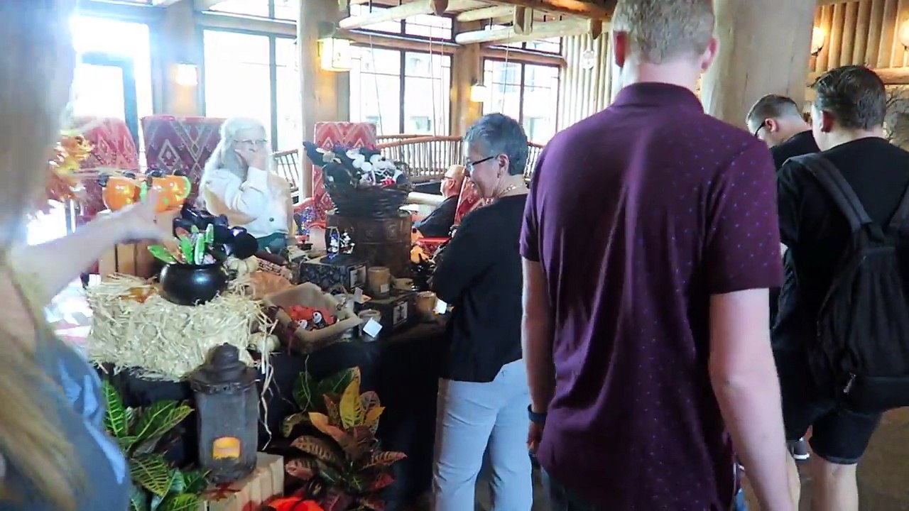 Terrifying Canoeing! | Walt Disney World Vlog | Fort Wilderness | October 2017 | Adam Hattan