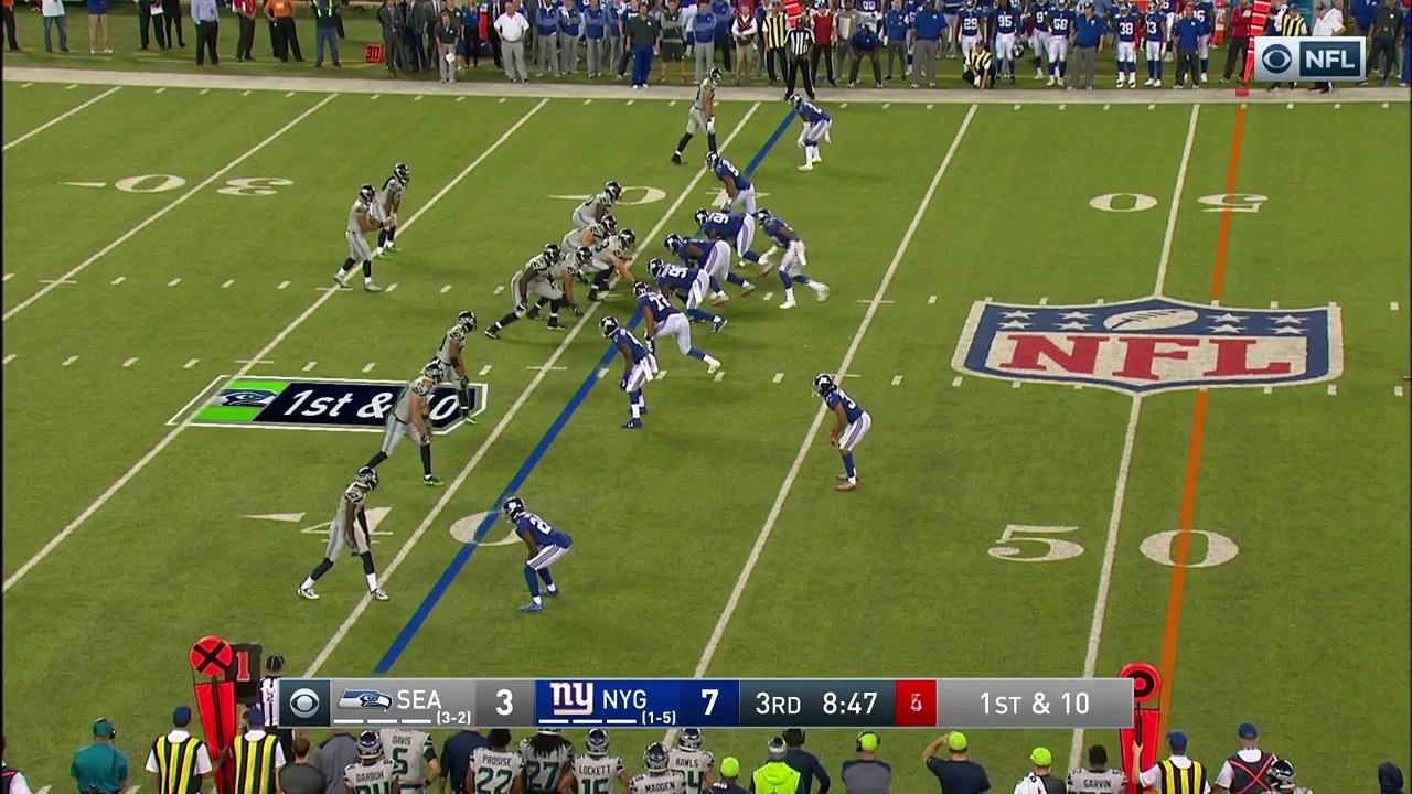 Seattle Seahawks tight end Jimmy Graham takes off on 29-yard catch and run