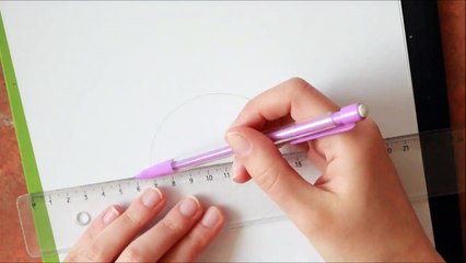 COMMENT DESSINER UN EMOJI AVEC UNE COURONNE