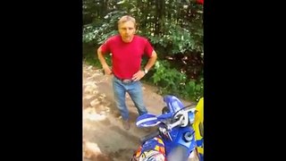 Angry Guy vs Dirtbiker - Yamaha YZ125