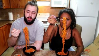 EXTREME SPICY RAMEN CHALLENGE (WITH HOT SAUCE) | COUPLES EDITION