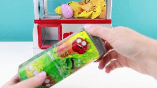 The Claw Machine Game! Shopkins Season 5 and The Grossery Gang! Episode 3