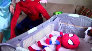 Spiderman & Pregnant Frozen Elsa: Twin Mermaid Spider babies + Snow White Doctor funny superhero IRL