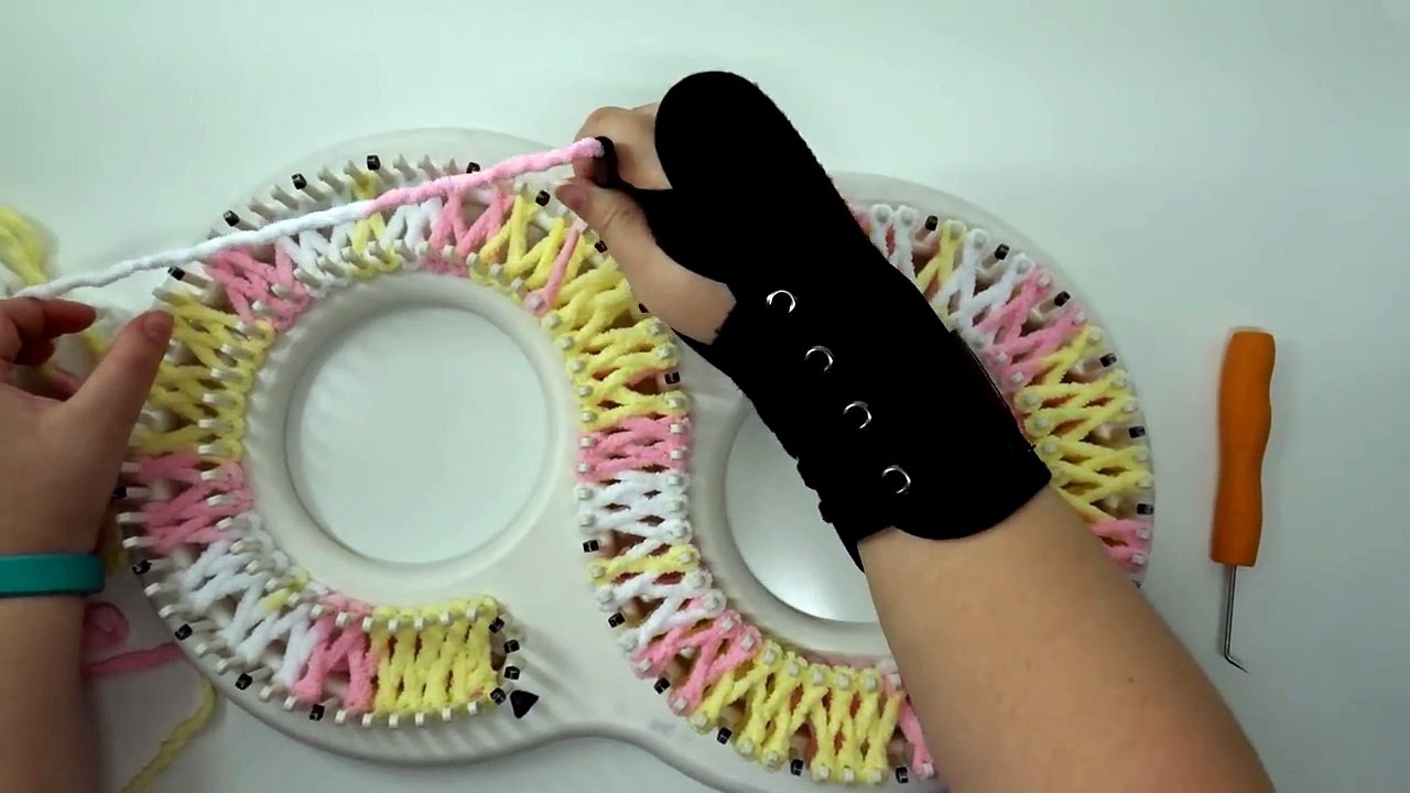 KB Super Afghan Loom (S loom) Part 1/2─影片 Dailymotion