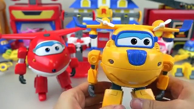 Robocar Poli and Super Wings transformers airplane and car toys rescue marine pack
