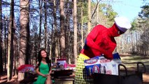 Spiderman vs Frozen Elsa vs pink spidergirl vs Joker spiderbaby got kidnapped compilation