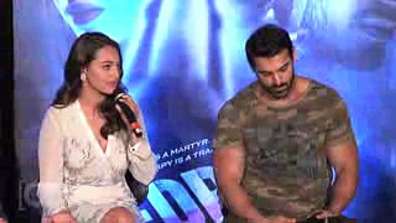 ANGRY John Abraham Walks Out Of Comedy Nights Bachao Taaza