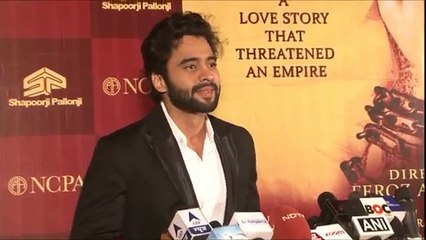 76.Jackky Bhagnani laughs at Pierce Brosnan’s Pan Masala ad