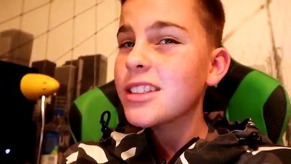 HUNTING FOR FREDDY FAZBEAR! IN REAL LIFE *I FOUND HIM!!*