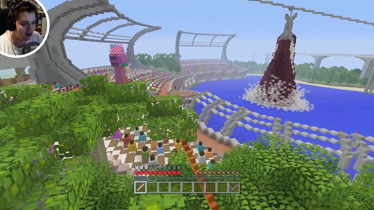 Minecraft XBOX Hide And Seek - Jurassic World + SECRET LOCATION