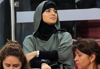 Derbiyi Tribünden İzleyen Belhanda'nın Eşi Bu Kez Görüntü Vermedi