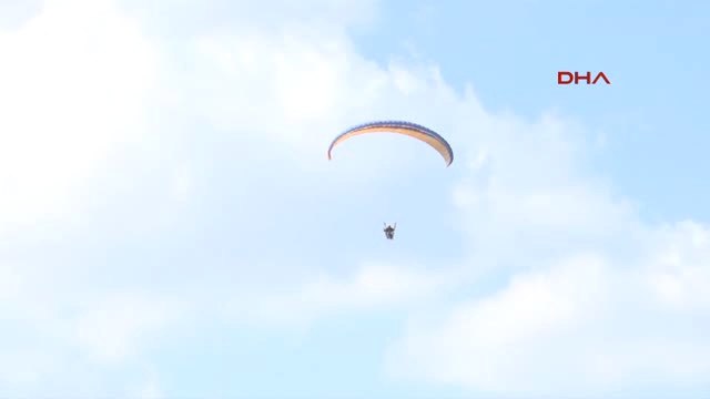 Adana Havacılık Tutkunları Adana Semalarını Şenlendirdi