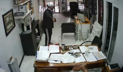 Kadıköy'de kasklı dehşet: Kurşun yağdırdı