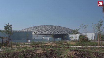 Le Louvre Abou Dhabi encore en chantier à deux semaines de l'ouverture